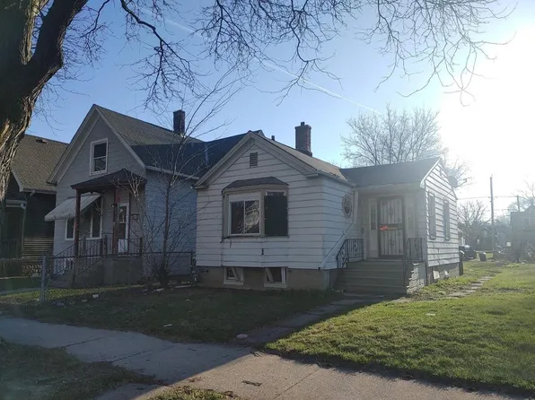 2922 North 6th STREET, Milwaukee, WI 53212