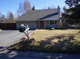 3291 Amber Bay Loop, Anchorage, AK 99515