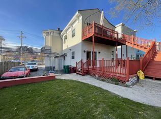 29 Saint James St, Lowell, MA 01852