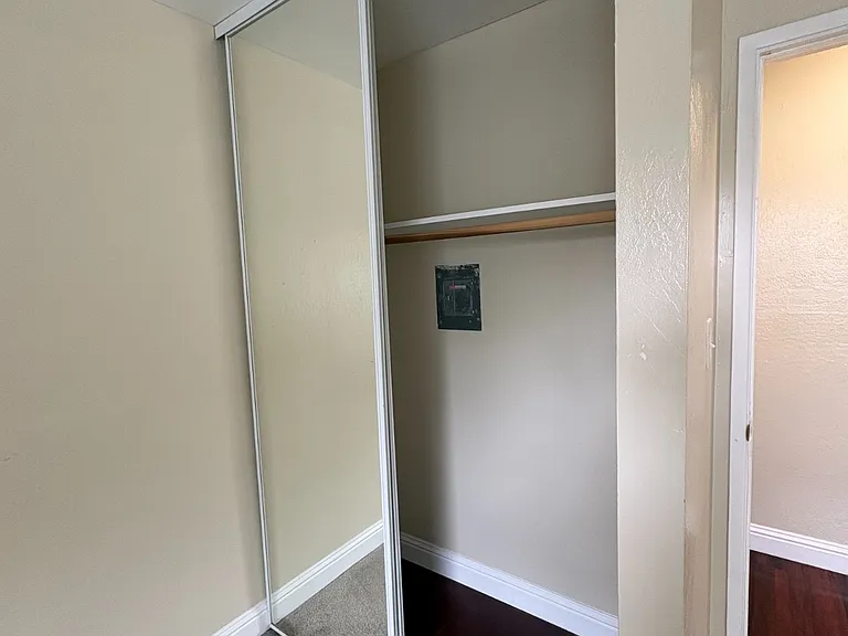 2431 Ellsworth St — Photo 46