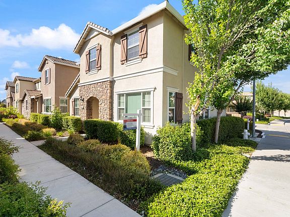 2nd image of 10775 Portico Cir