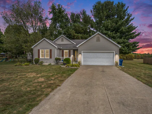 54107 S Gentzler Dr, Three Rivers, MI 49093