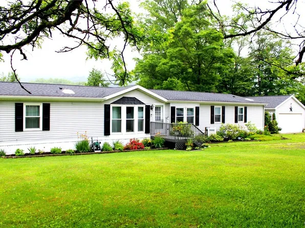 2263 E River Rd, Cortland, NY 13045