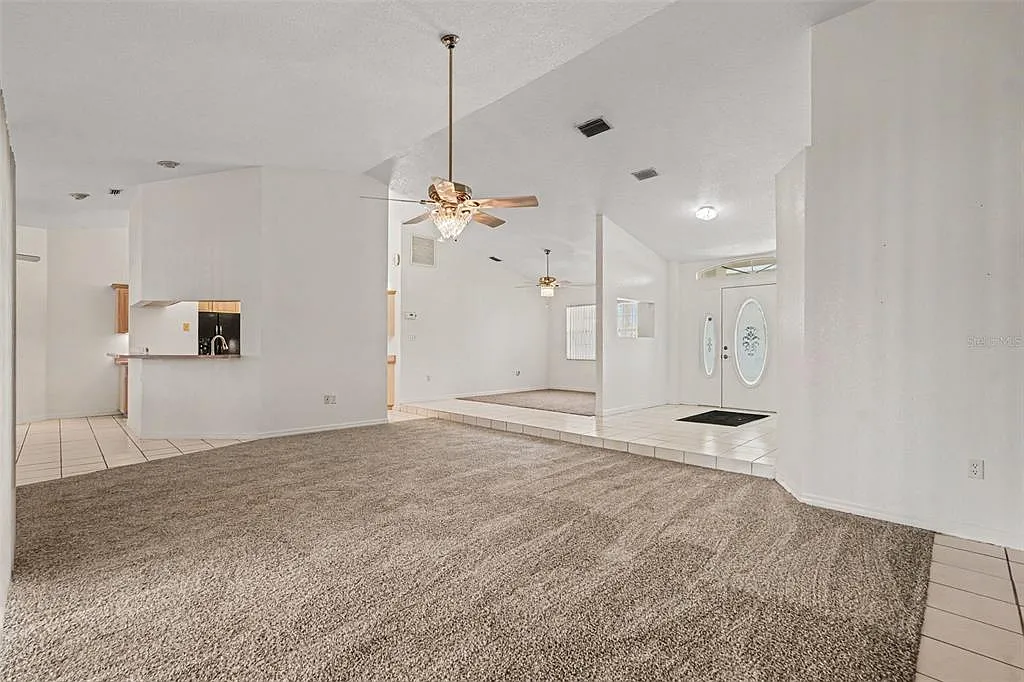 3 bed, 2.5 bath, 2131 sqft, $3,500 — Photo 4