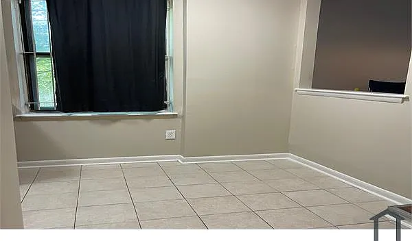 1734 W Diamond St #2 — Photo 6