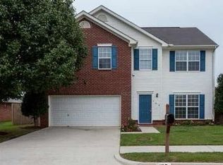 105 Cloverwood Dr SW, Huntsville, AL 35824