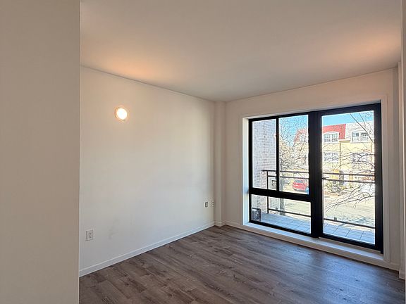 5th image of 21410 15th Ave APT 2C