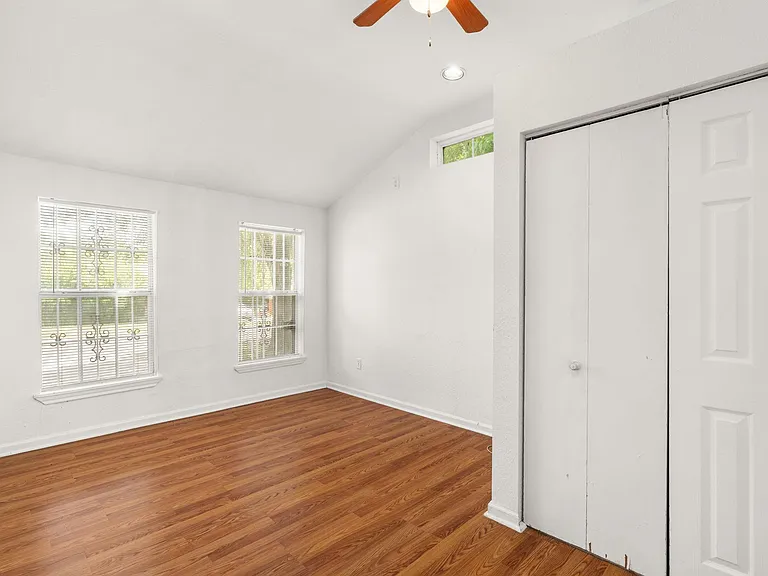 507 Duncan Ave — Photo 11