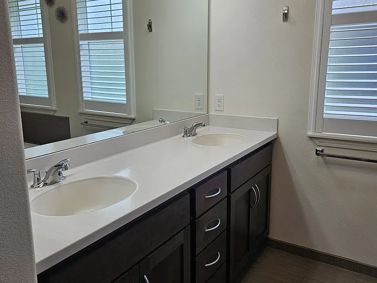 282 Puaehu St — Photo 13