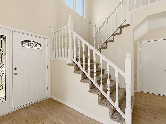 3rd image of 1202 S Stoneybrook Cir