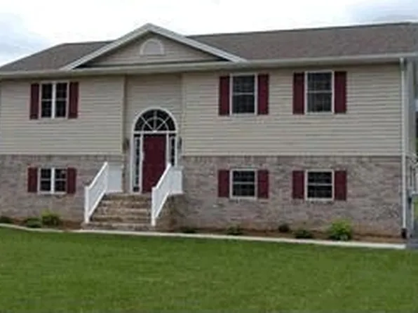 134 Camelot Dr, Elizabethton, TN 37643