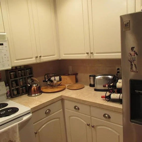 1016 N Lafayette St — Photo 20