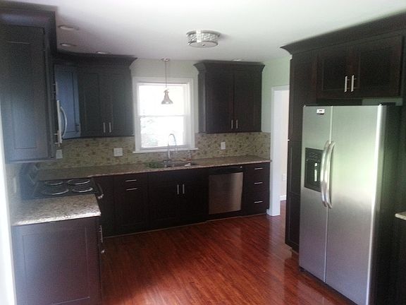 5th image of 3502 Maplewood Ave
