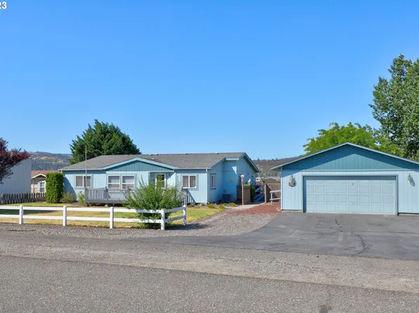 622 Sunridge Ave, Dallesport, WA 98617