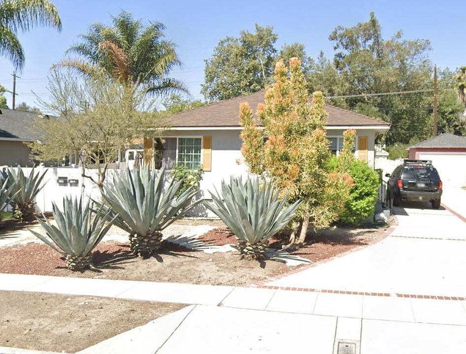 1st image of 3912 Legion Ln #3912