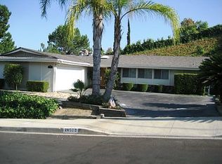 20532 Rhoda St, Woodland Hills, CA 91367