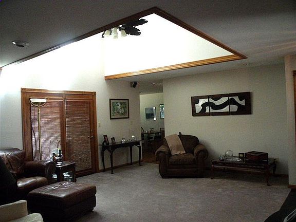 5th image of 4708 S Stewart Ave