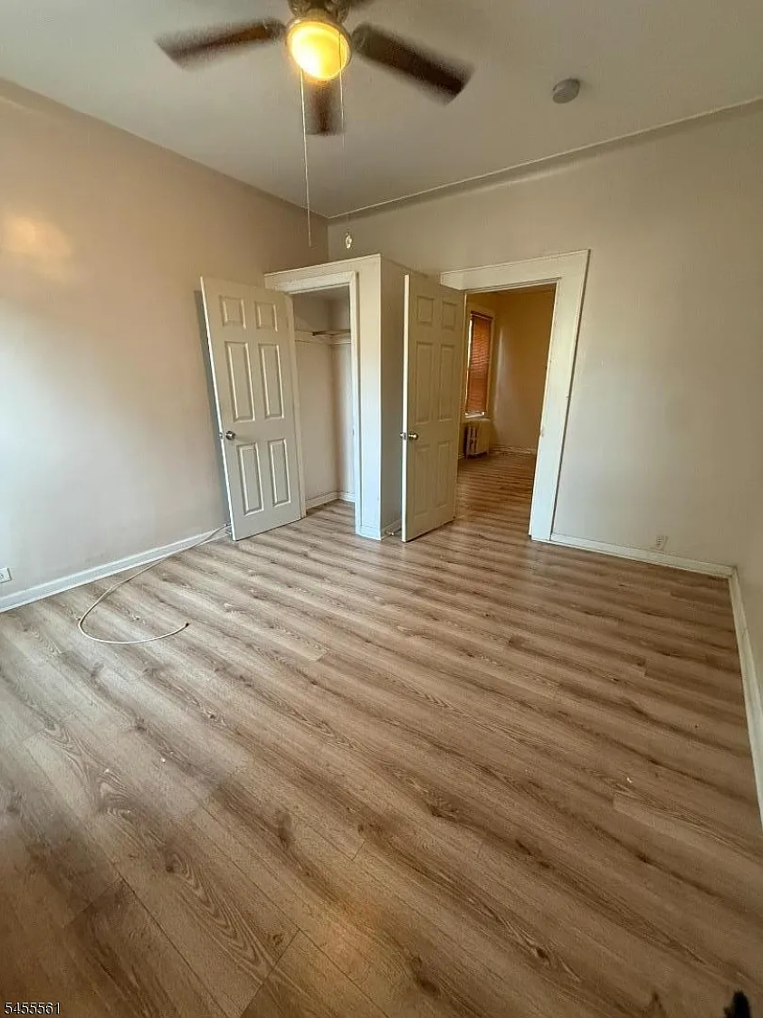 2 bed, 1.0 bath, 850 sqft, $1,800 — Photo 1