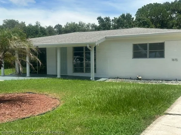 1615 Lake Clay Dr, Lake Placid, FL 33852