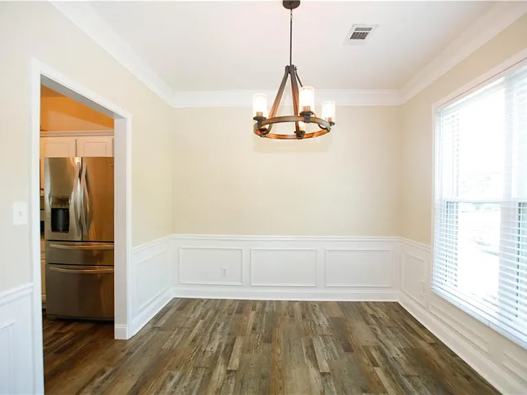 1005 Landover Xing — Photo 18
