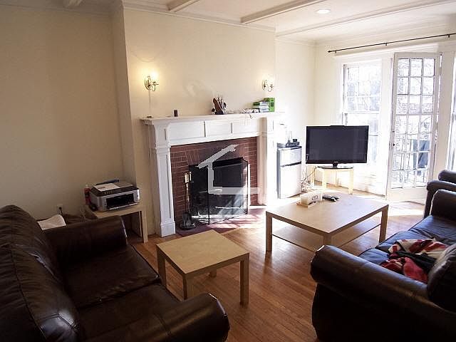 1st image of 81 Gibbs St #1ZR