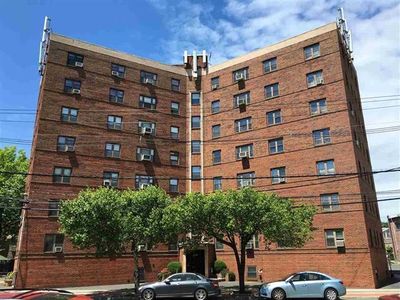8811 Bergenline Ave APT 62, North Bergen, NJ, 07047