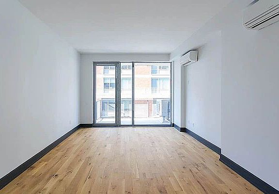 5th image of 42-22 27th St #803