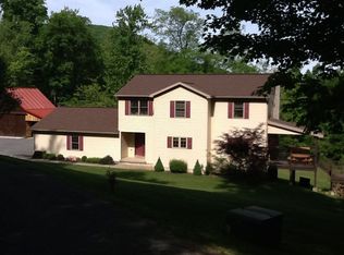 173 Starlite Ln, Jersey Shore, PA 17740