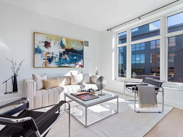 100 Lovejoy Wharf #Penthouse 1b, Boston, MA 02114