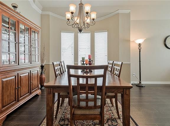 5th image of 3011 Baybreeze Dr