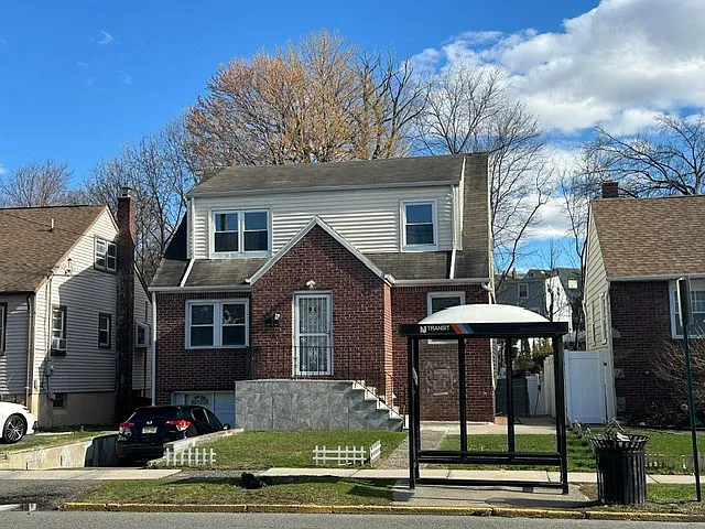 264 Shaler Blvd #2