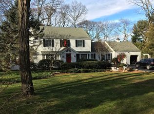 85 Old Field Rd, Huntington, NY 11743