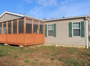 20140 Laurel Run Rd, Nelsonville, OH 45764