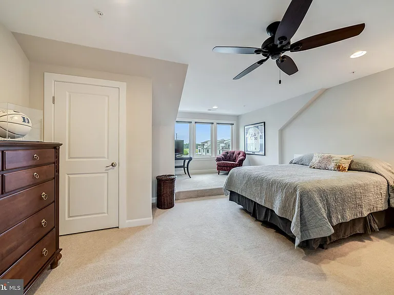 1521 Ribbon Limestone Ter SE — Photo 26