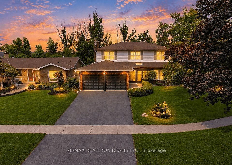 1st image of 18 Debra Cres