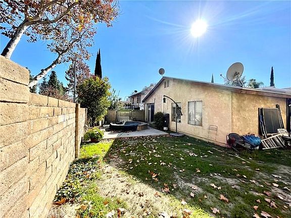 2nd image of 3232 Gabriella St