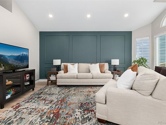 4th image of 9561 Brentford Drive