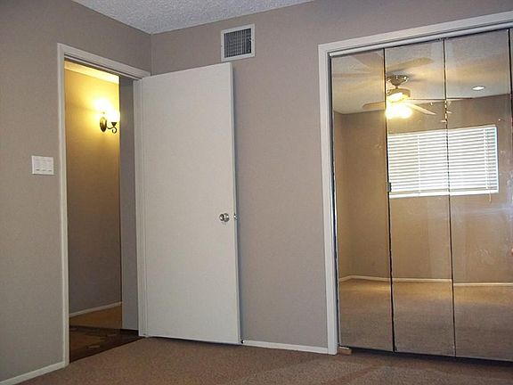 3rd image of 12500 Melville Dr APT 114