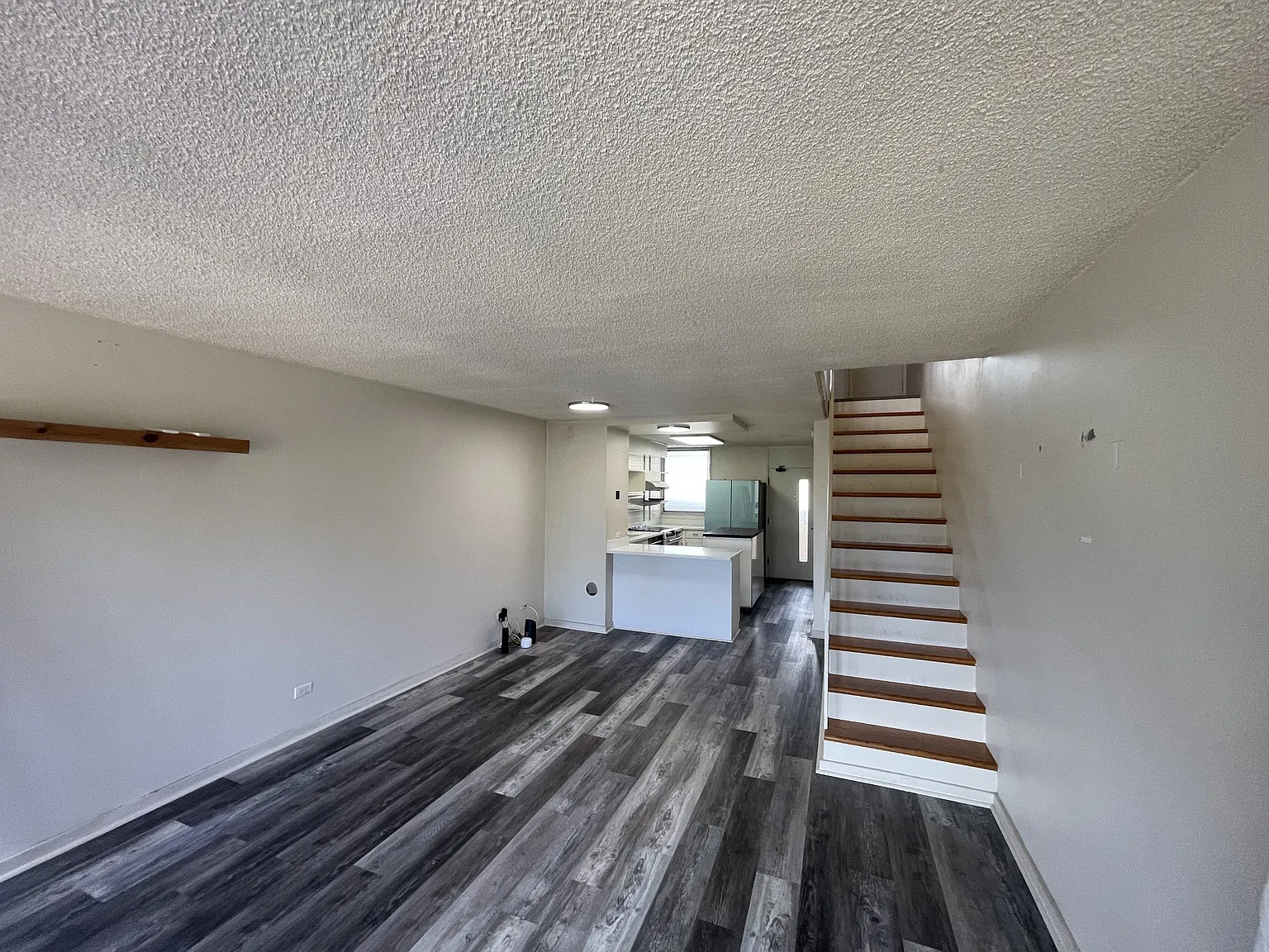 500 University Avenue - 1 — Photo 4