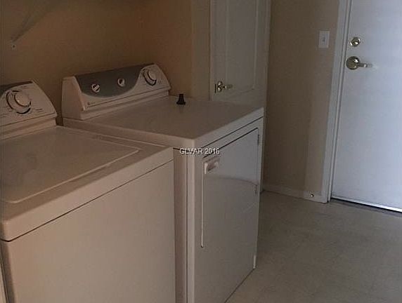 5th image of 9901 Trailwood Dr APT 1113