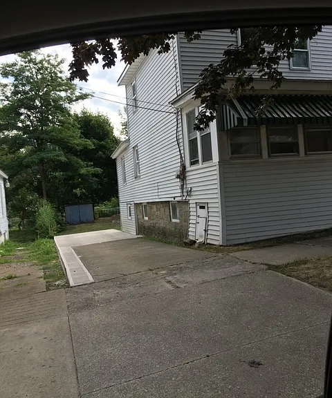 69 Ontario St — Photo 6