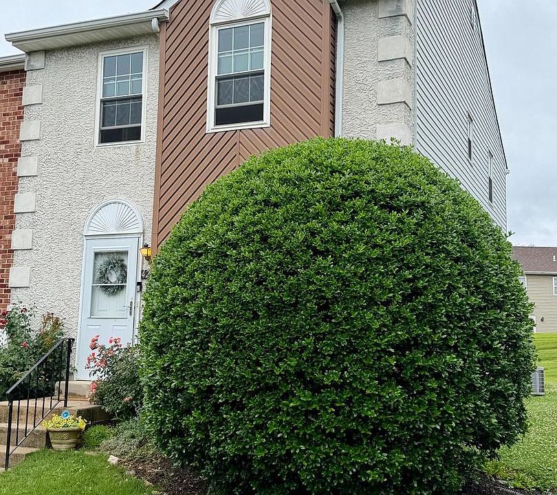 1st image of 428 Cedarcrest Ln #8