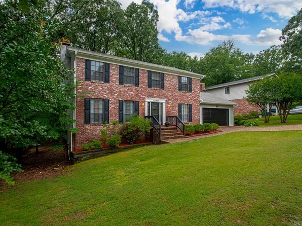 15917 Patriot Dr, Little Rock, AR 72212