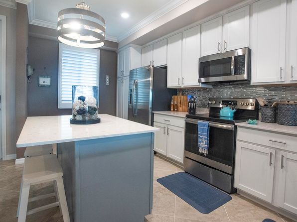 1010 Tidewater Shores Loop Unit 204