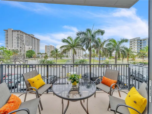 2101 S Ocean Dr APT 204, Hollywood, FL 33019