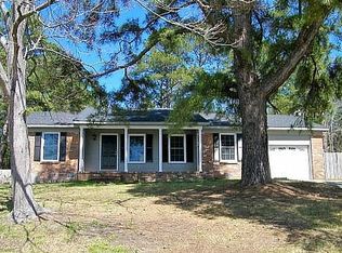 182 Wolfpoint Dr, Fayetteville, NC 28311