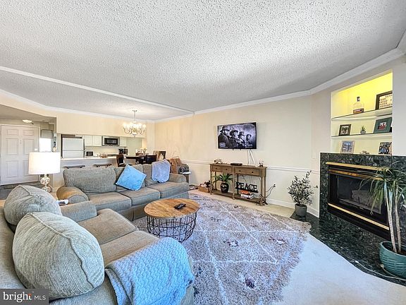 3rd image of 1276 N Wayne St APT 906