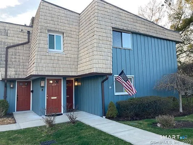 1223 Stratfield Rd #1223