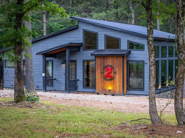 617 Sugarberry Trl, Broken Bow, OK 74728