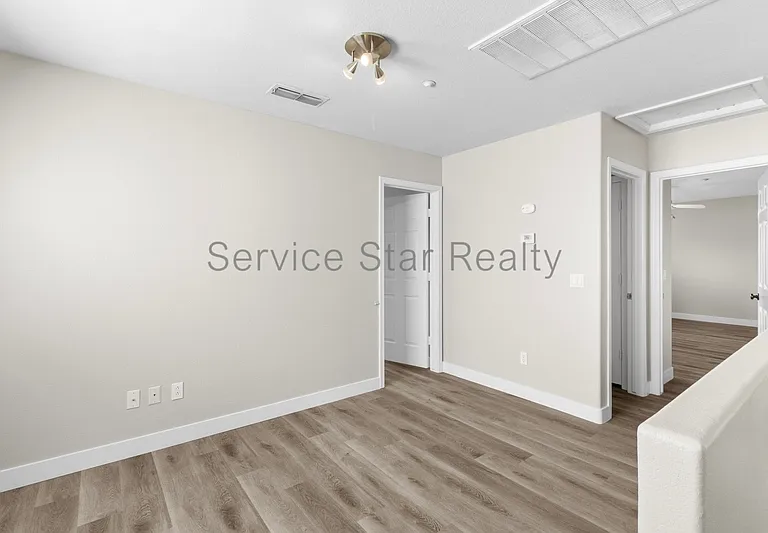7500 E Deer Valley Rd #31 — Photo 11